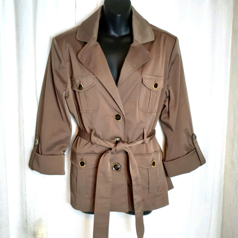 Dress Barn Women’s Lt. Brown Safari‎ Jacket with Leopard print lining Large